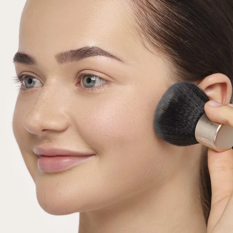 Artdeco Pure Minerals Powder Foundation čopič za mineralni puder v prahu 1 kos