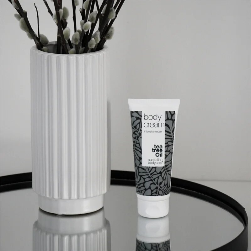 Australian Bodycare Tea Tree Oil krema za telo s Tea Tree olji 100 ml