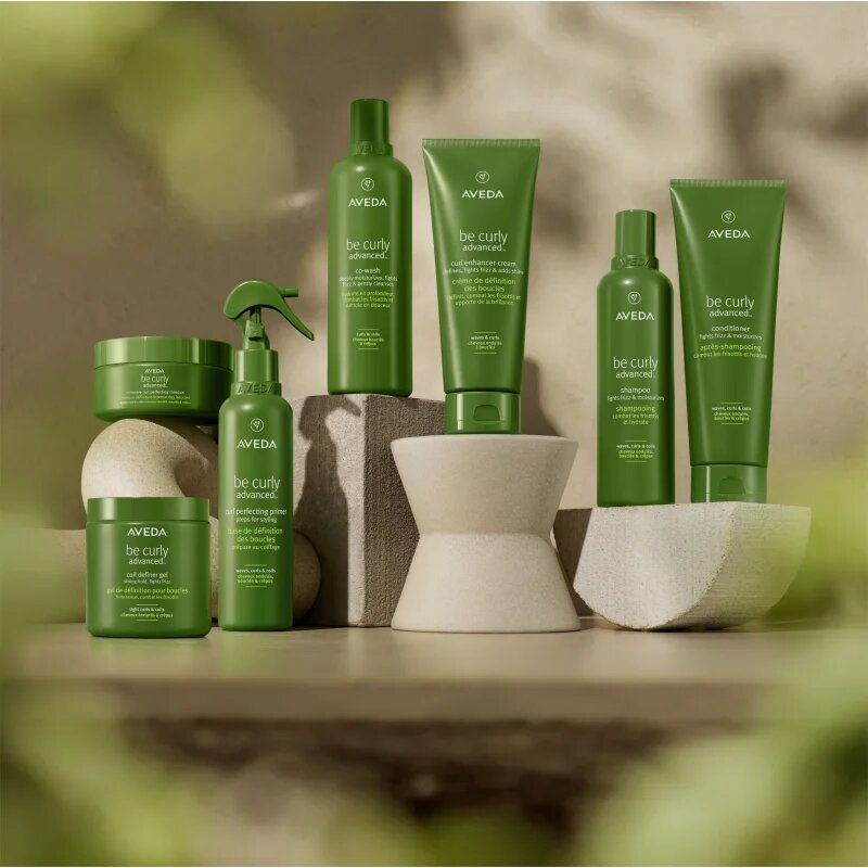 Aveda Be Curly Advanced™ Conditioner vlažilni balzam za kodraste lase 1000 ml