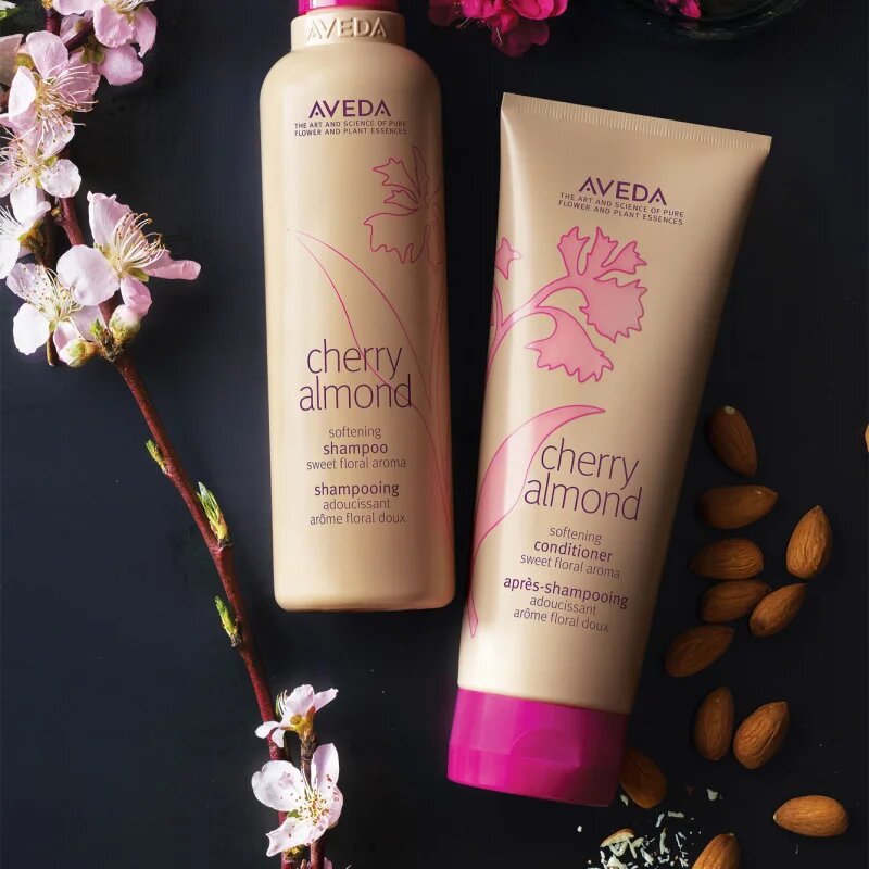 Aveda Cherry Almond Softening Conditioner globinsko hranilni balzam za sijaj in mehkobo las 1000 ml