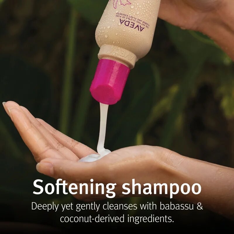 Aveda Cherry Almond Softening Shampoo hranilni šampon za sijaj in mehkobo las 1000 ml