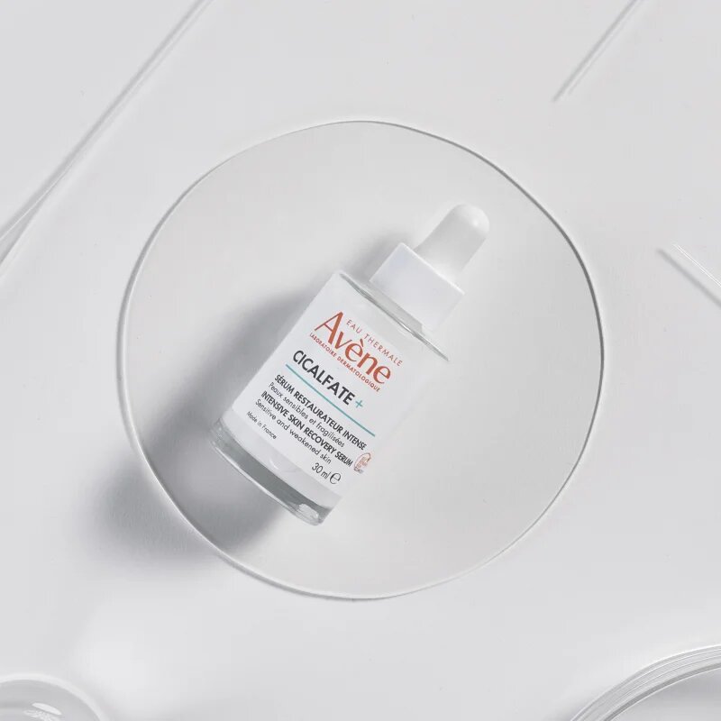 Avène Cicalfate+ Intensive Skin Recovery Serum intenzivni serum za obnovo kožne pregrade za obnovo kožne pregrade 30 ml