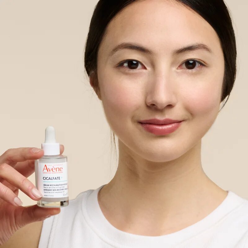 Avène Cicalfate+ Intensive Skin Recovery Serum intenzivni serum za obnovo kožne pregrade za obnovo kožne pregrade 30 ml