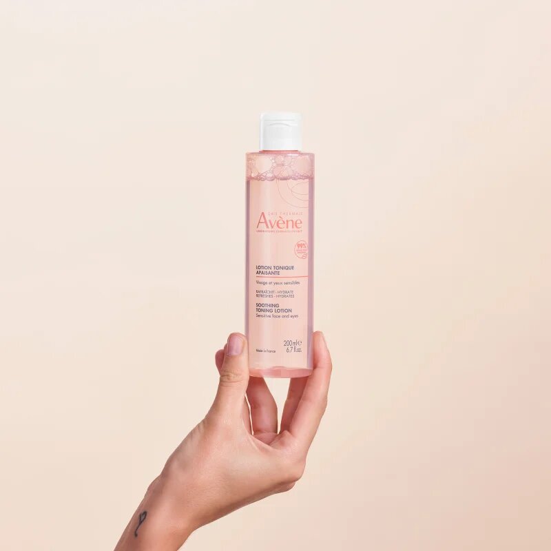 Avène Soothing Toning Lotion pomirjajoči tonik za občutljivo kožo in oči 200 ml