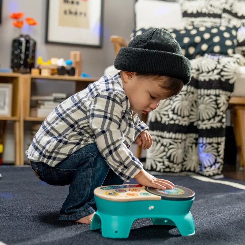 Baby Einstein Hape Magic Touch Gramofon DJ Discovery™ glasbena igrača 6m+ 1 kos