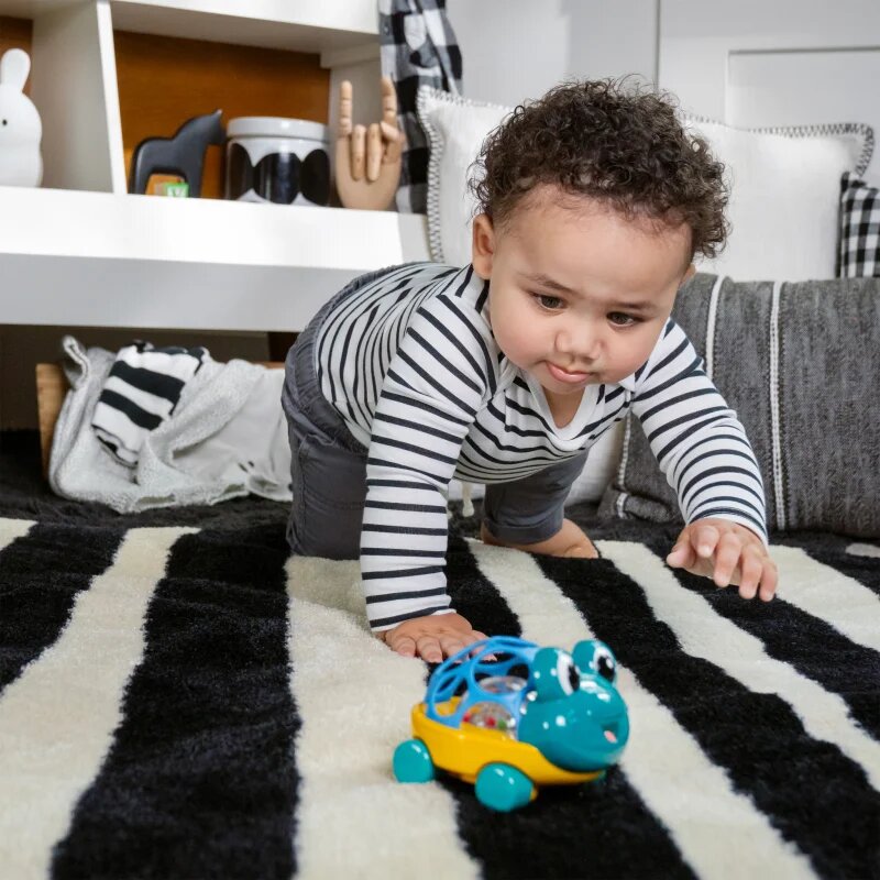 Baby Einstein Neptune the Turtle™ Curious Car avtomobilček z ropotuljico 3 m+ 1 kos