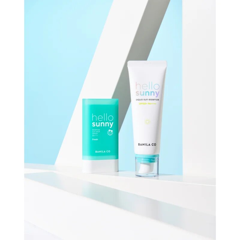 Banila Co. hello sunny Fresh Essence Sun Stick krema za sončenje v paličici SPF 50+ 18.5 g