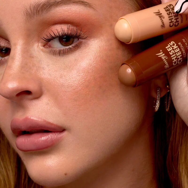 Barry M Chisel Cheeks kremasti bronzer in osvetljevalec v paličici duo balení 2x5 g