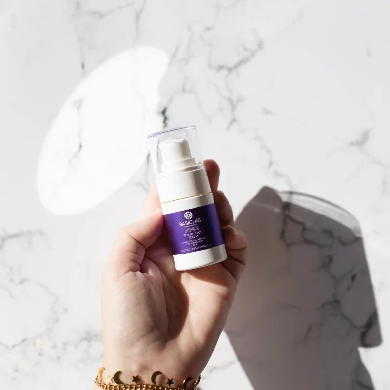 BasicLab Dermocosmetics Esteticus korekcijski serum proti pigmentnim madežem 0.05% Pure Retinal 15 ml