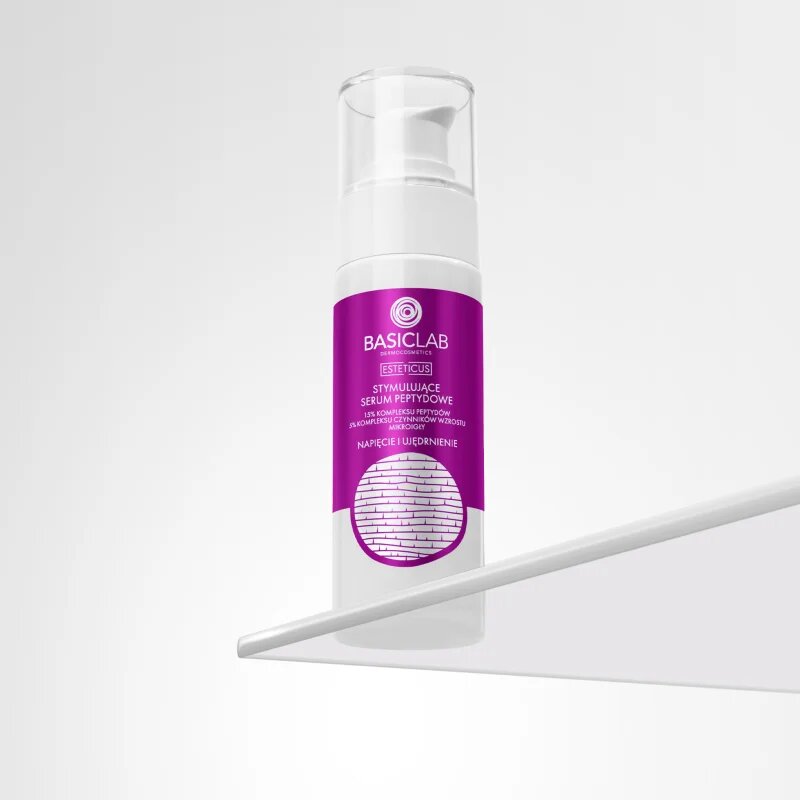 BasicLab Dermocosmetics Esteticus spodbujajoči serum s peptidi 30 ml