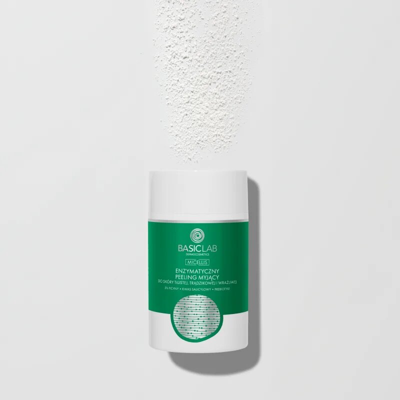 BasicLab Dermocosmetics Micellis encimski piling za mastno in problematično kožo 35 g