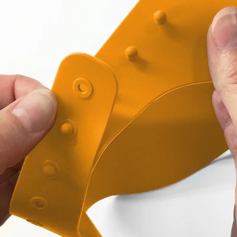 BBLÜV Käp silikonski ščitnik za umivanje las Orange 1 kos