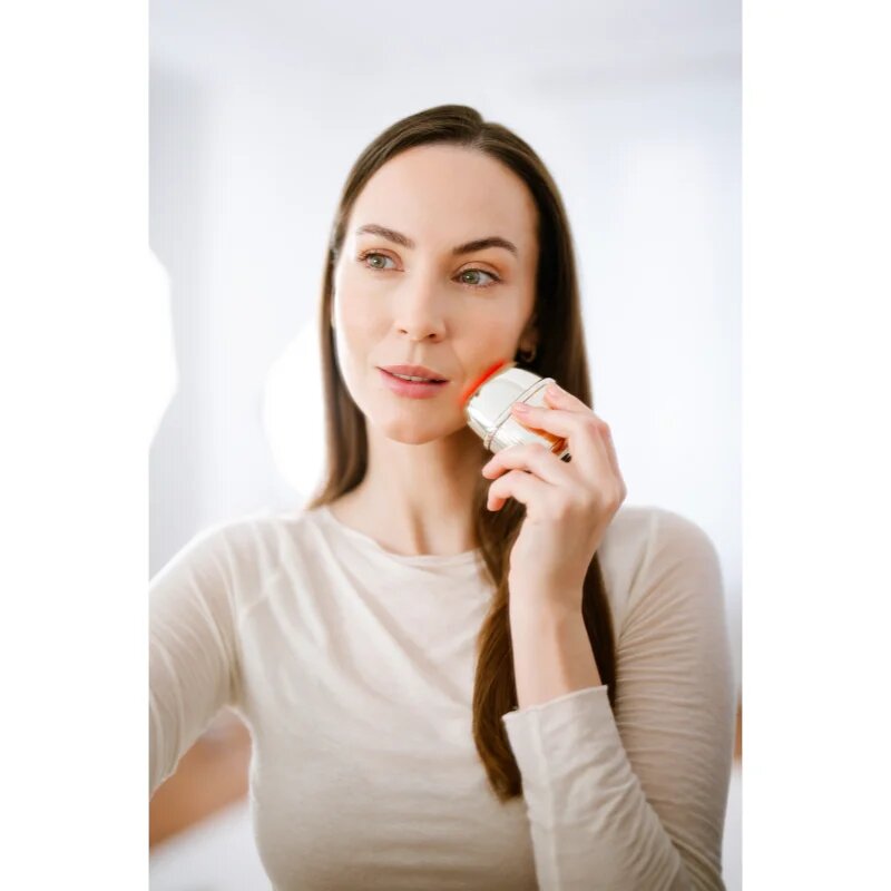 Beautifly Skin WOW Shot lifting naprava z RF- EMS- in LED-svetlobo 1 kos