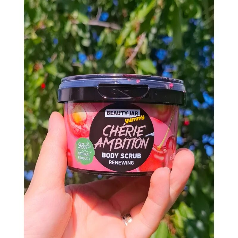 Beauty Jar Yummy Chérie Ambition nežni piling za telo 360 g