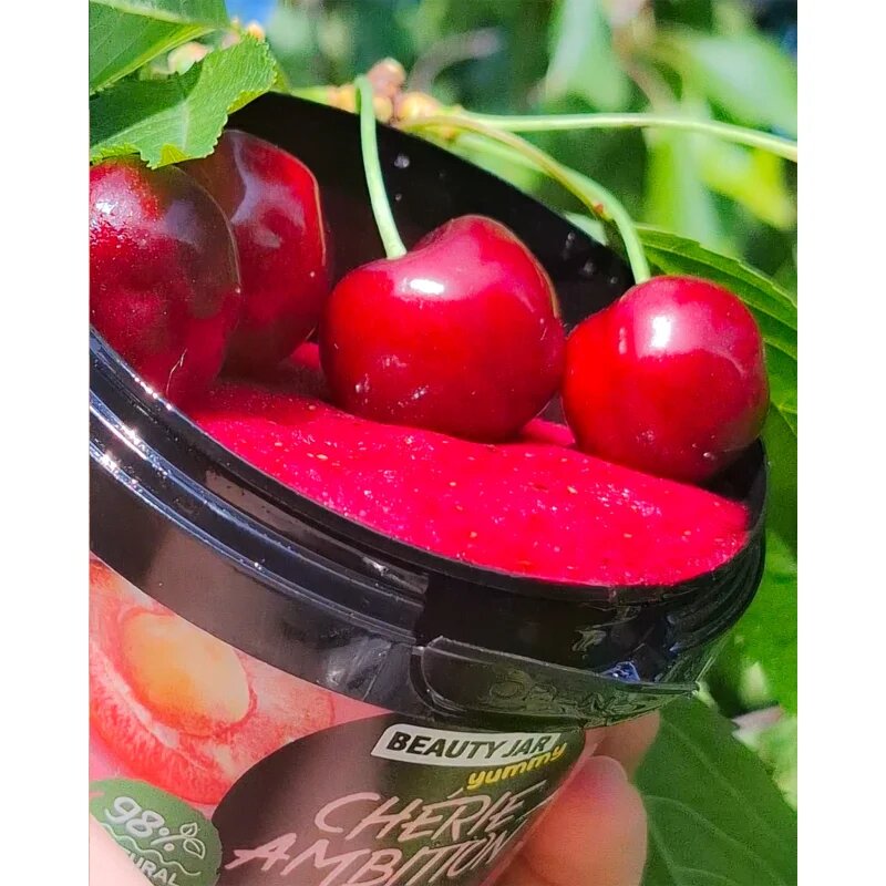 Beauty Jar Yummy Chérie Ambition nežni piling za telo 360 g
