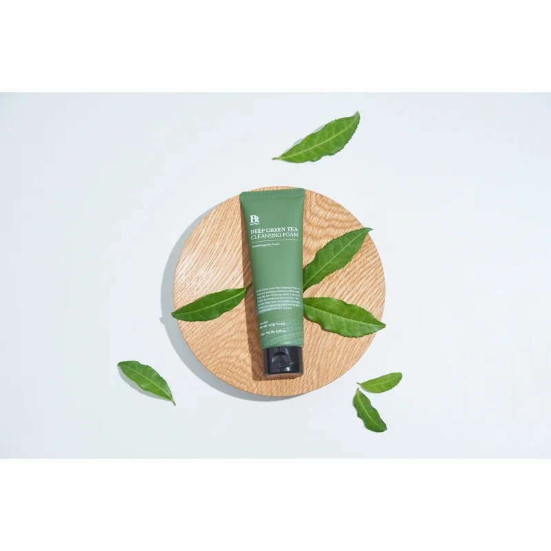 Benton Deep Green Tea vlažilna čistilna pena z zelenim čajem 120 g