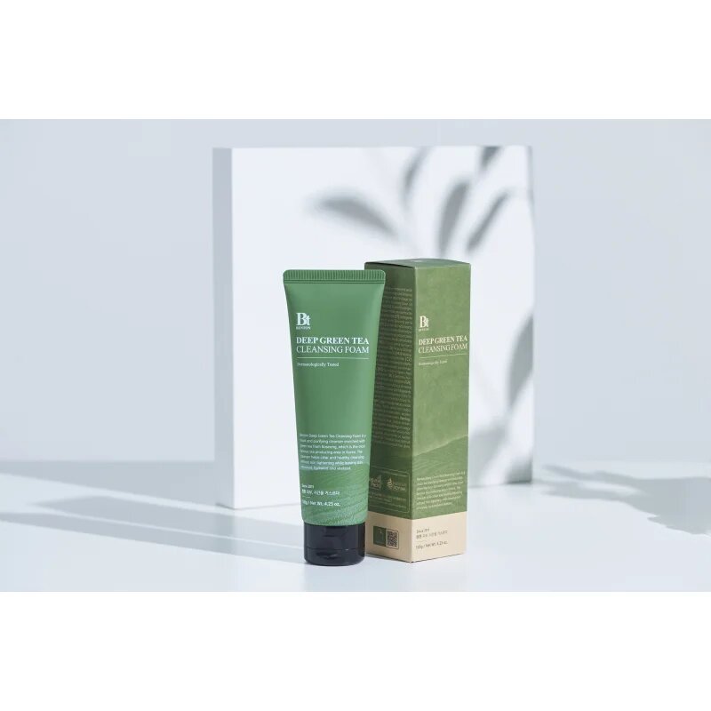 Benton Deep Green Tea vlažilna čistilna pena z zelenim čajem 120 g