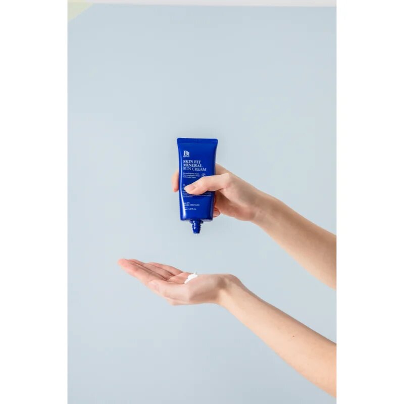 Benton Skin Fit Mineral mineralni fluid za sončenje za obraz SPF 50+ 50 ml