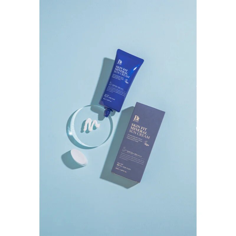 Benton Skin Fit Mineral mineralni fluid za sončenje za obraz SPF 50+ 50 ml