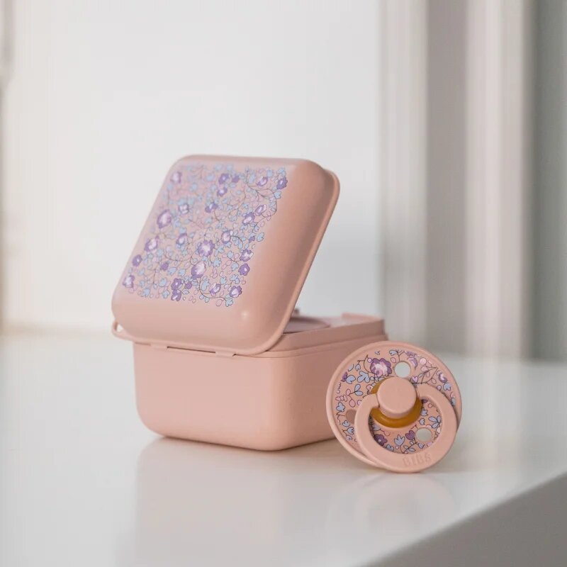 BIBS X Liberty Dummy Case škatlica za dudo Blush 1 kos