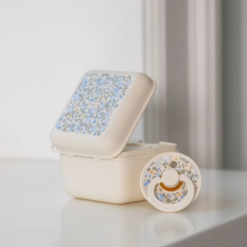 BIBS X Liberty Dummy Case škatlica za dudo Ivory 1 kos