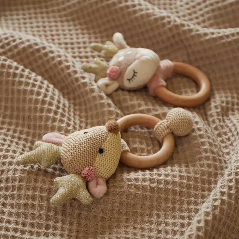 Bieco Grasping Toy with Rattle Fawn Ella igrača z ropotuljico 0 m+ 1 kos