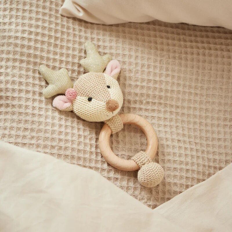 Bieco Grasping Toy with Rattle Fawn igrača z ropotuljico 0 m+ 1 kos