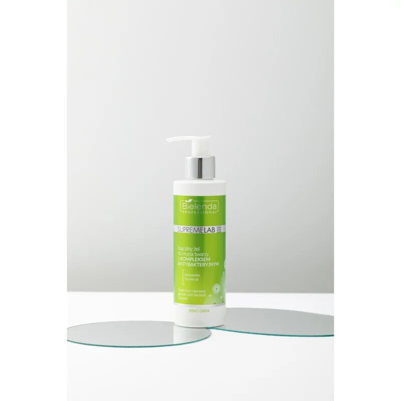 Bielenda Professional Supremelab Sebio Derm nežni čistilni gel Antibacterial Complex 190 g