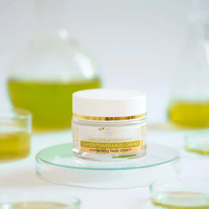 Bielenda Skin Clinic Professional Correcting krema za obnovo ravnovesja kože s pomlajevalnim učinkom 50 ml