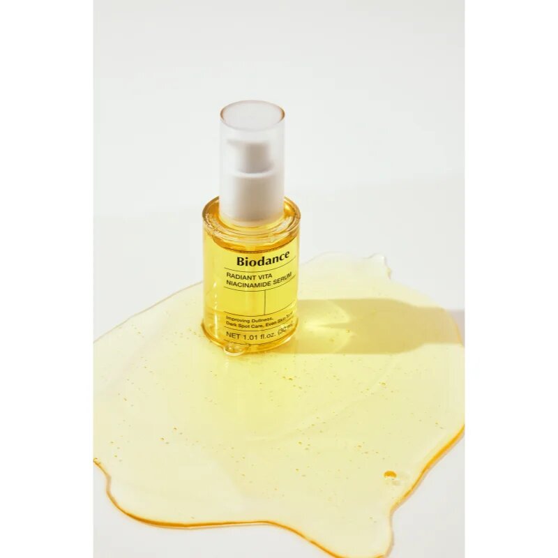 Biodance Radiant Vita Niacinamide Serum serum za osvetljevanje z vlažilnim učinkom 30 ml
