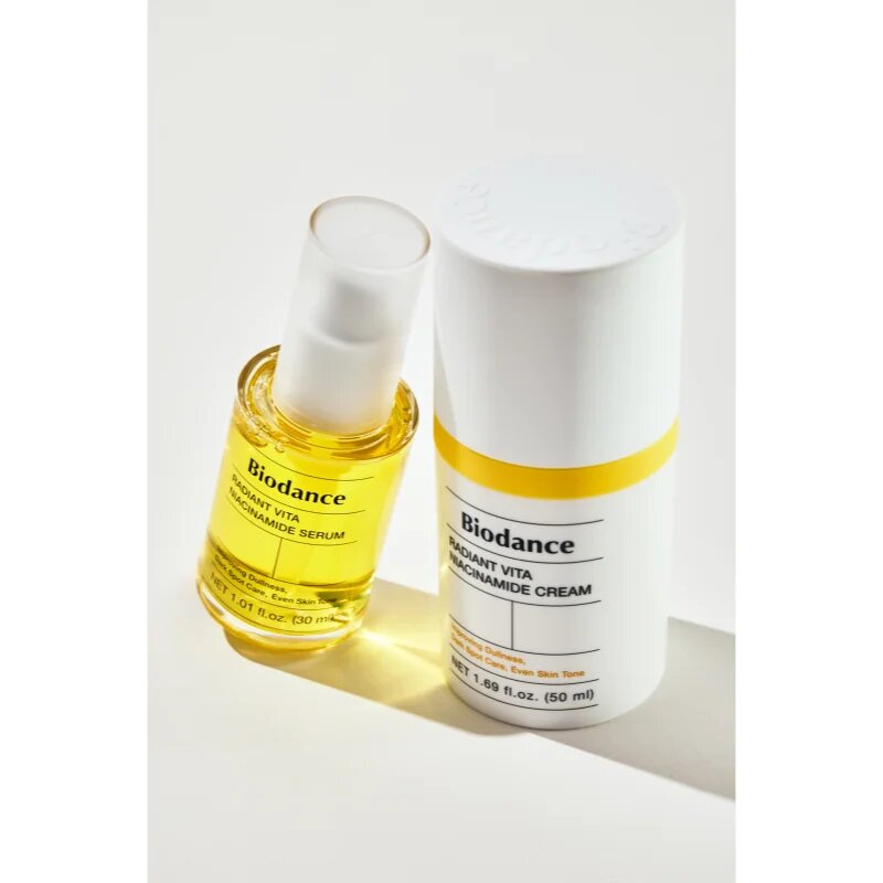 Biodance Radiant Vita Niacinamide Serum serum za osvetljevanje z vlažilnim učinkom 30 ml