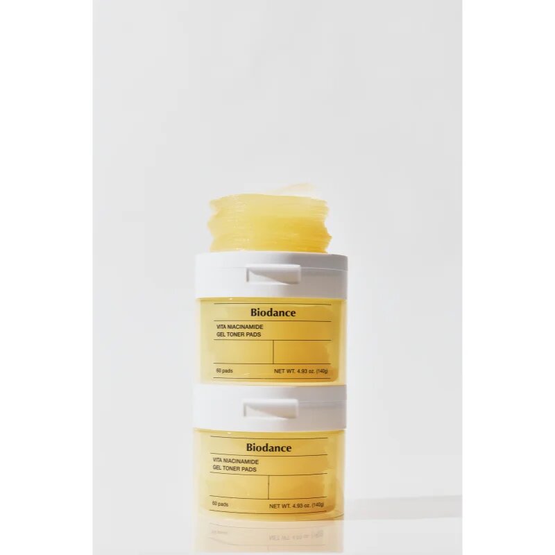 Biodance Vita Niacinamide tonizirajoče blazinice s posvetlitvenim učinkom 60 kos