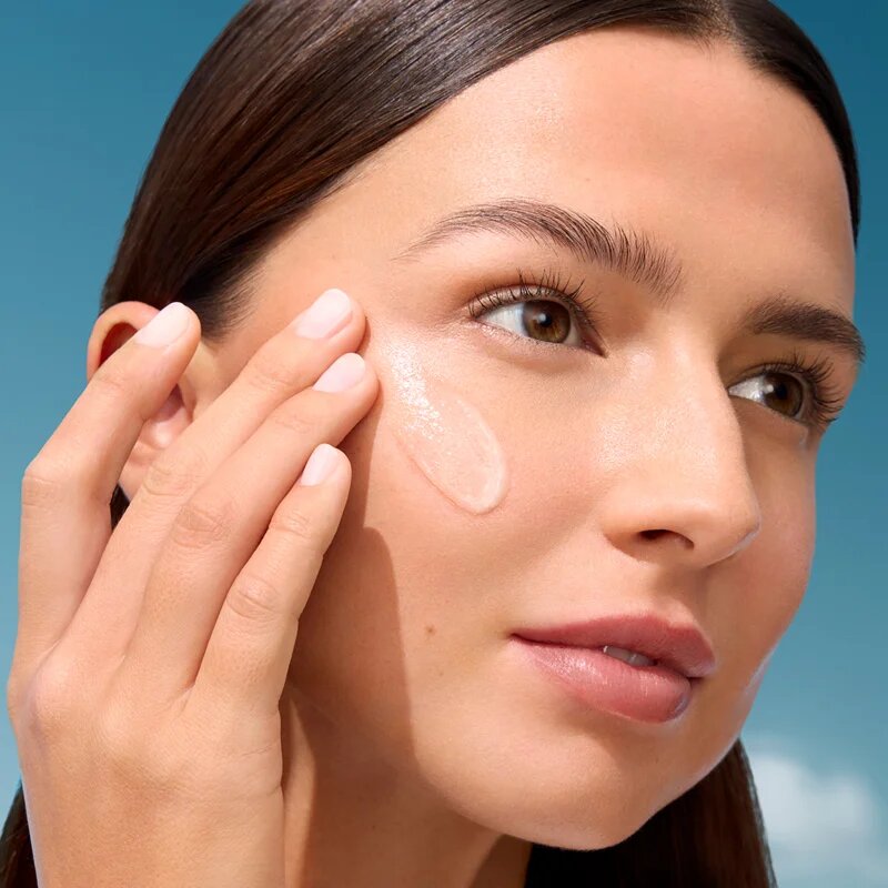 Biotherm Aquascreen Activewear Daily UV Fluid SPF 50+ fluid za obraz SPF 50+ 40 ml