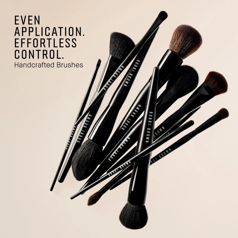 Bobbi Brown Brush Diffused Eyeliner čopič za ličenje oči 1 kos