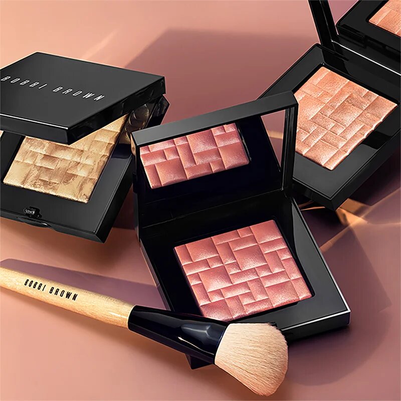 Bobbi Brown Highlighting Powder osvetljevalec odtenek Chestnut Glow 8 g