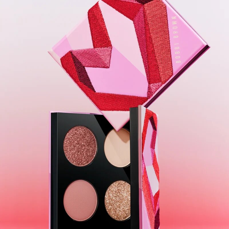 Bobbi Brown Threads of Love Eyeshadow Squad paleta senčil za oči 1.3 g