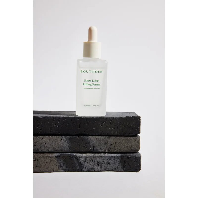 BOUTIJOUR Snow Lotus Lifting Serum intenzivno vlažilni serum za posvetlitev in zgladitev kože 40 ml