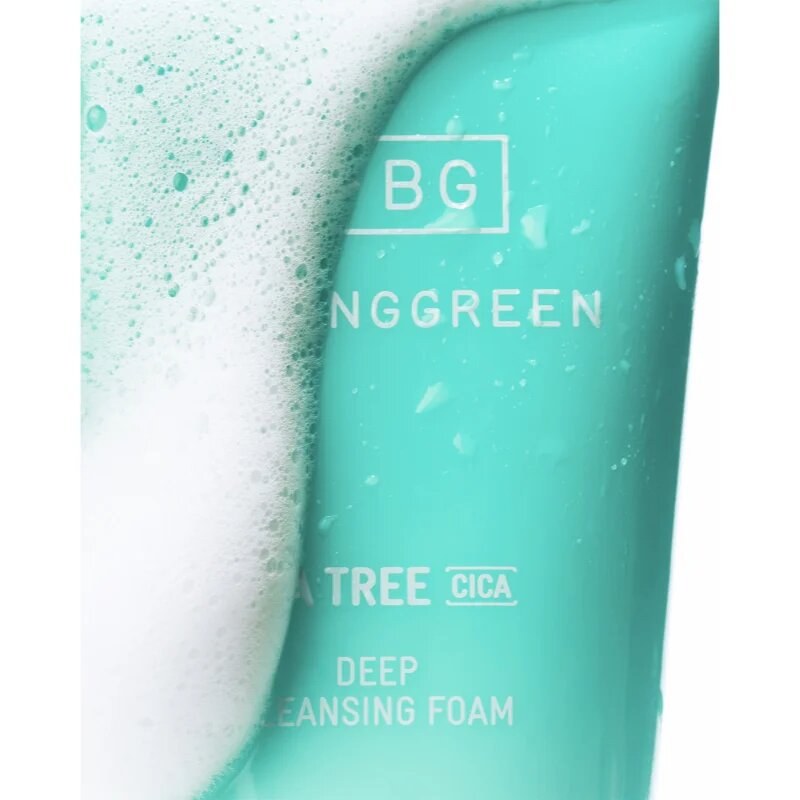 BRINGGREEN Tea Tree Cica Deep Cleansing Foam globinsko čistilna pena s pomirjajočim učinkom 120 ml