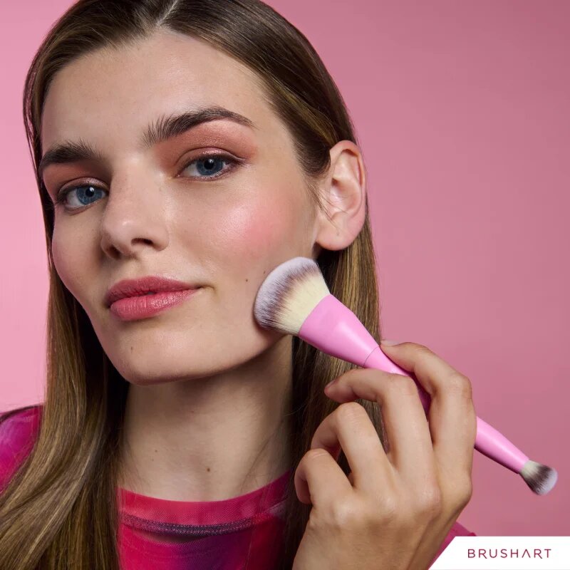 BrushArt Double Duty Concealer & Foundation brush čopič za tekoči puder in korektor obojestranski 1 kos