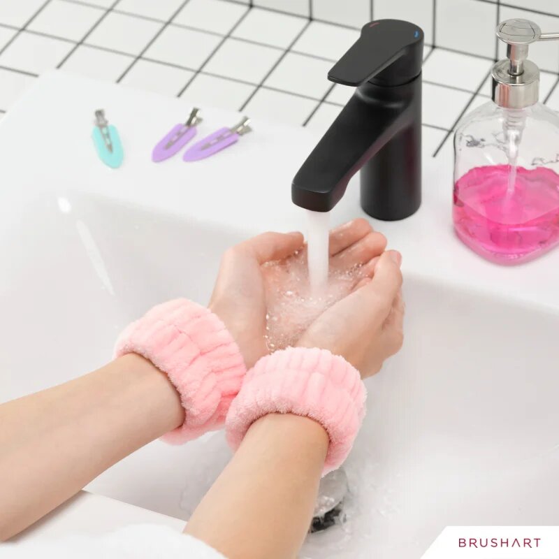BrushArt Home Salon Wrist wash bands zapestnice proti brizganju vode pri umivanju obraza Pink 2 kos
