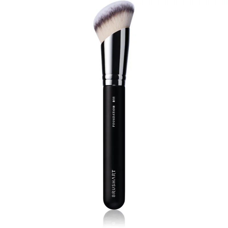 BrushArt Professional B11 Angled foundation brush čopič za make-up B11 1 kos