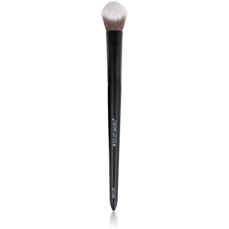 Brushworks Back Comb Brush čopič za korektor vrsta NO. 25 1 kos