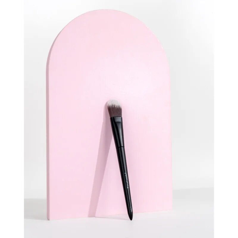 Brushworks Back Comb Brush čopič za make-up vrsta NO. 1 1 kos