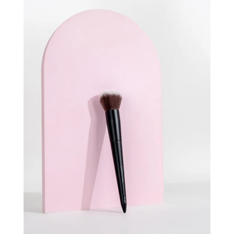 Brushworks Back Comb Brush čopič za rdečilo vrsta NO. 12 1 kos