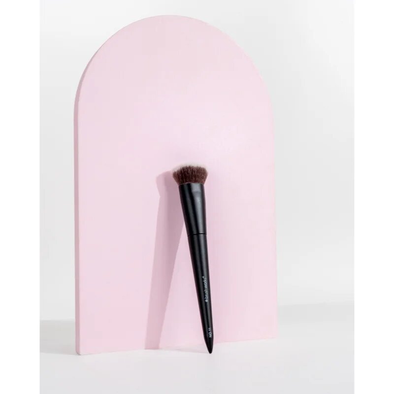 Brushworks Flat Top Contour Brush čopič za konture vrsta NO. 11 1 kos