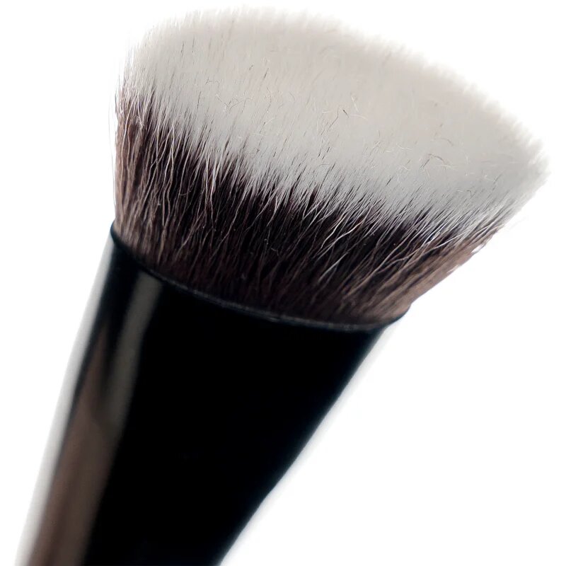 Brushworks Flat Top Contour Brush čopič za konture vrsta NO. 11 1 kos