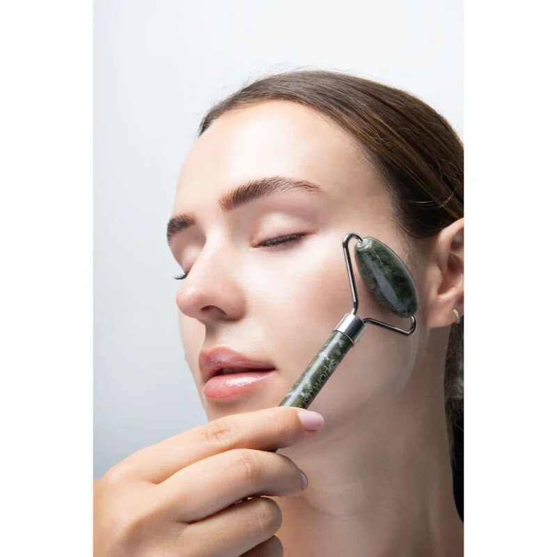 Brushworks HD Jade Roller valjček za masažo za obraz in oči 1 kos