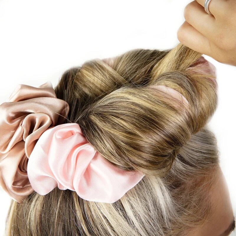 Brushworks Heatless Curling Scrunchie elastika za navijanje las 1 kos