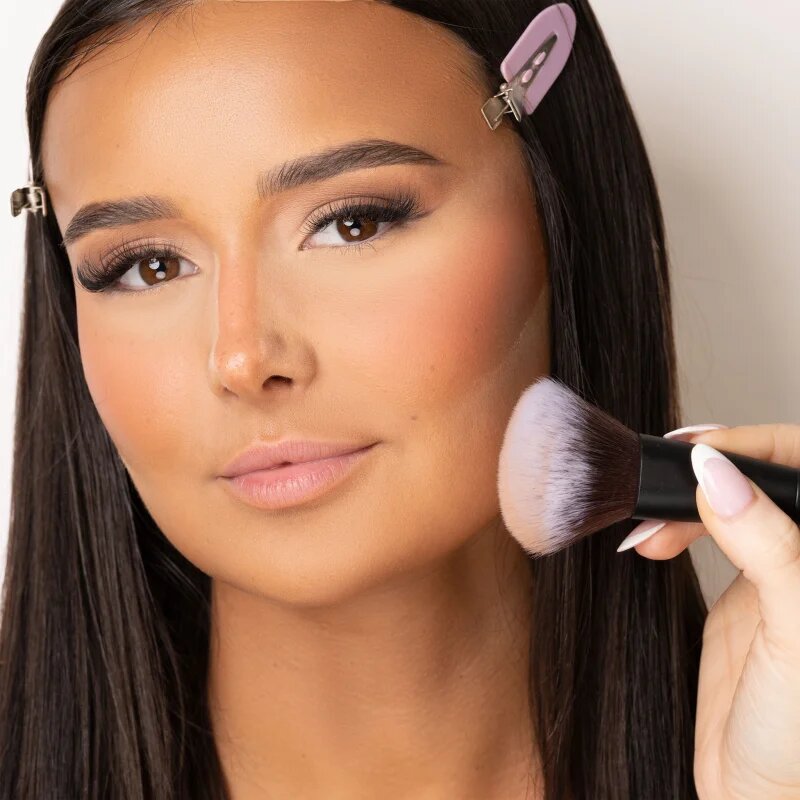 Brushworks Powder Brush čopič za puder vrsta NO. 5 1 kos