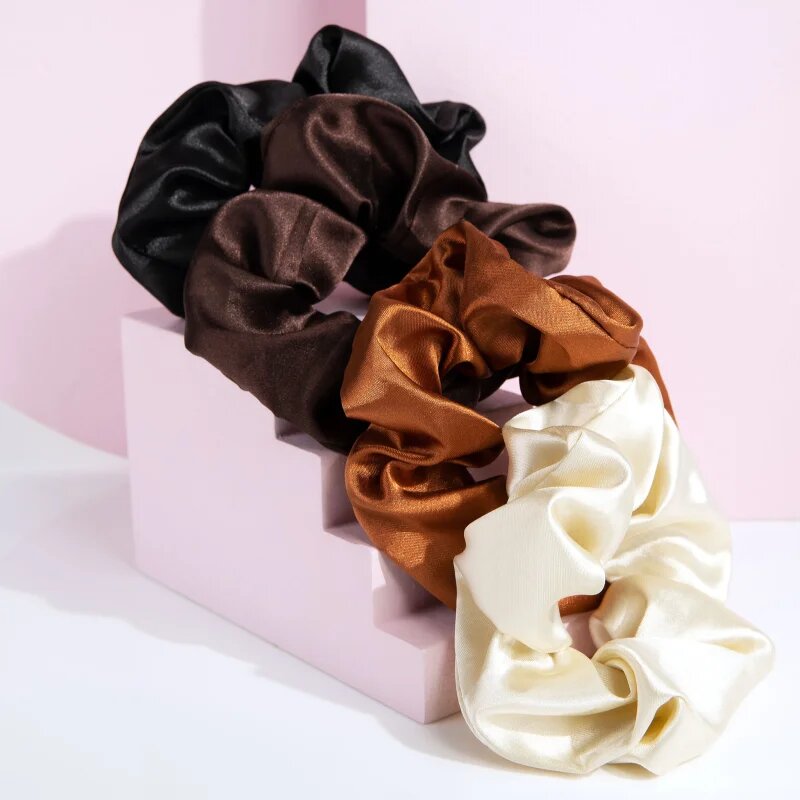 Brushworks Satin Scrunchies Natural elastike za lase